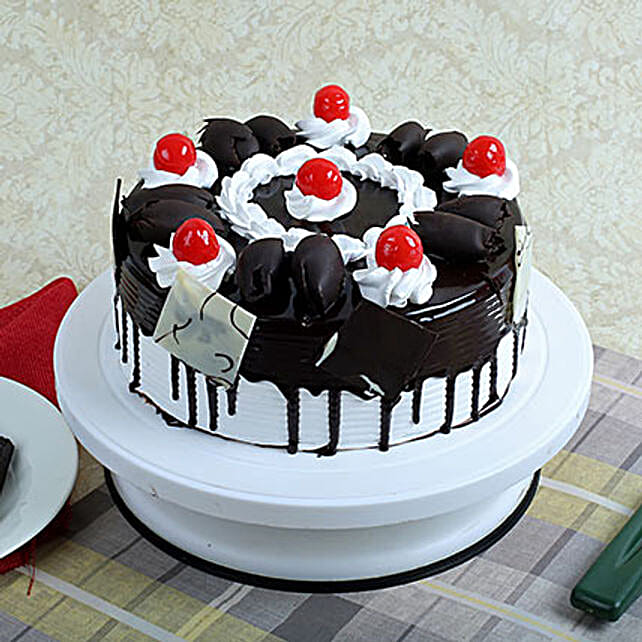 Black Forest Gateau 2kg Eggless
