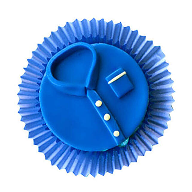 Blue tshirt Cupcakes 24