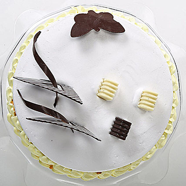 Butterscotch Round Cake Half kg Eggless