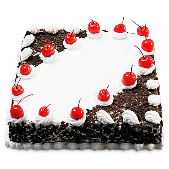 Cherry Blackforest Cake Half kg Eggless