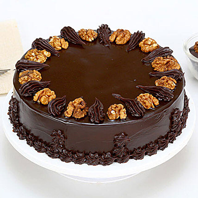Chocolate Walnut Cake Half kg Eggless