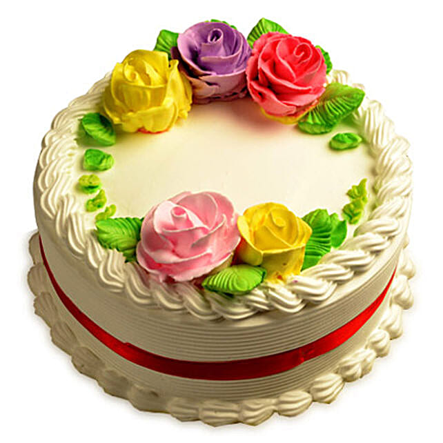 Creamy French Vanilla Cake 1kg Eggless