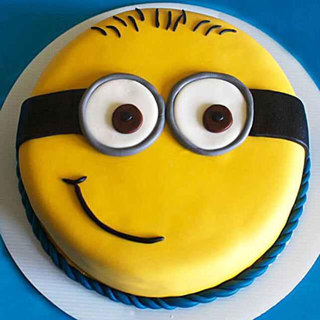 Cute Minion Cake 1kg Vanilla
