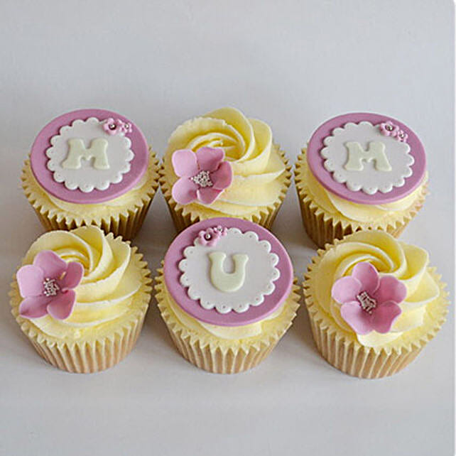 Eggless Cups of Love 6