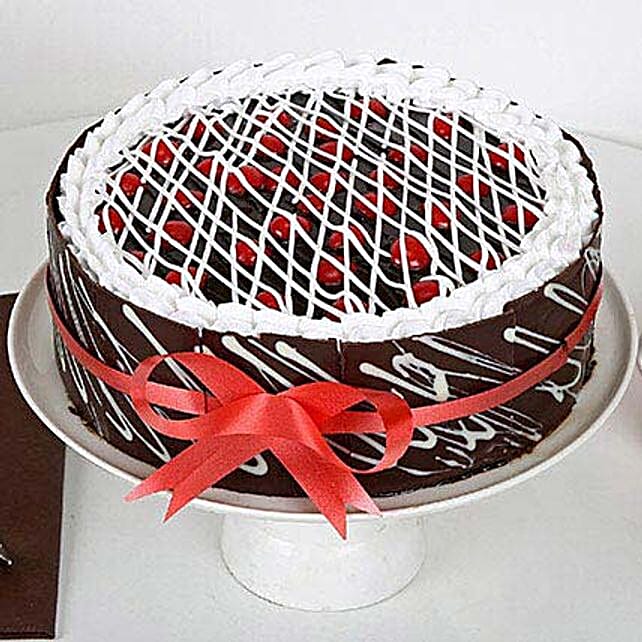 Gift of Enchantment Cake 1kg Eggless
