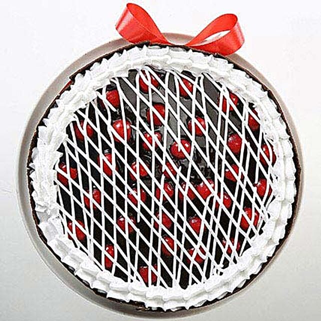 Gift of Enchantment Cake 1kg Eggless