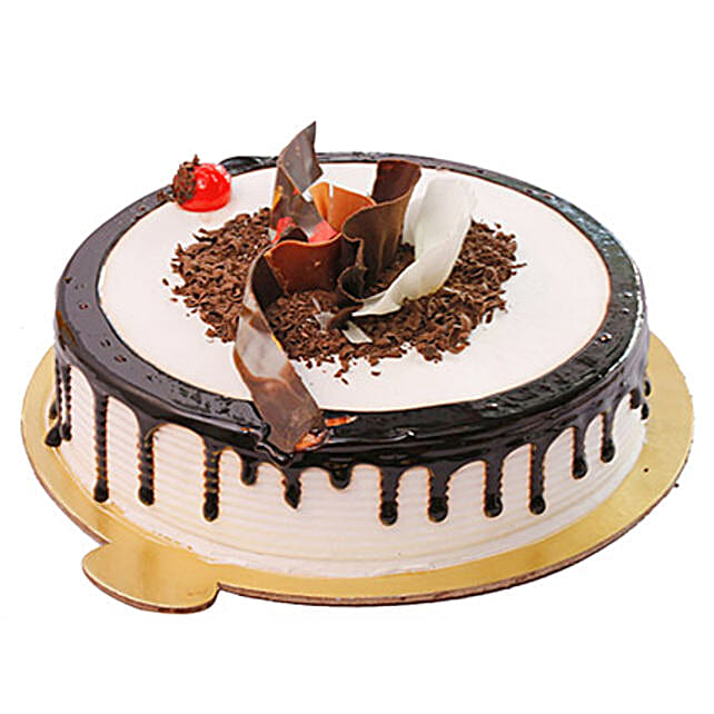 Heavenly Black Forest Cake 2KG