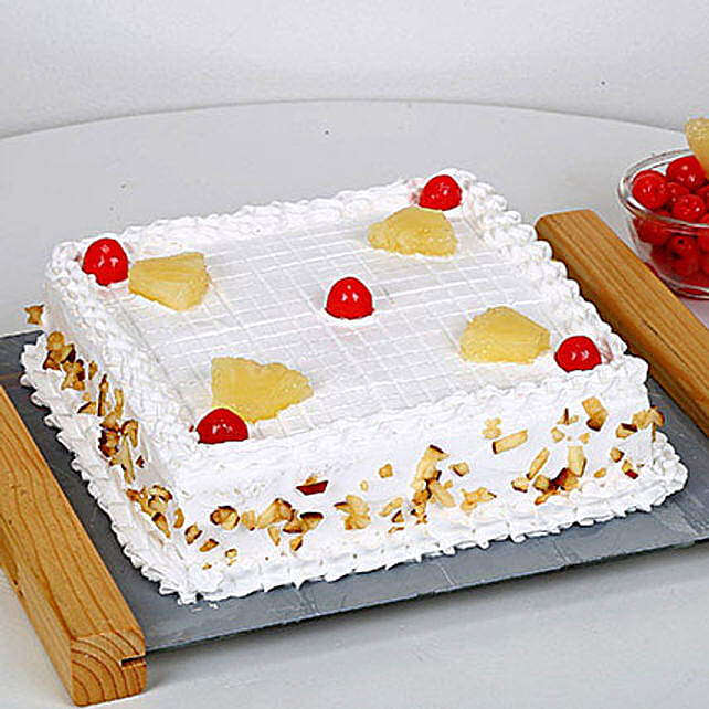 Special Fresh Fruit Cake 2kg Eggless