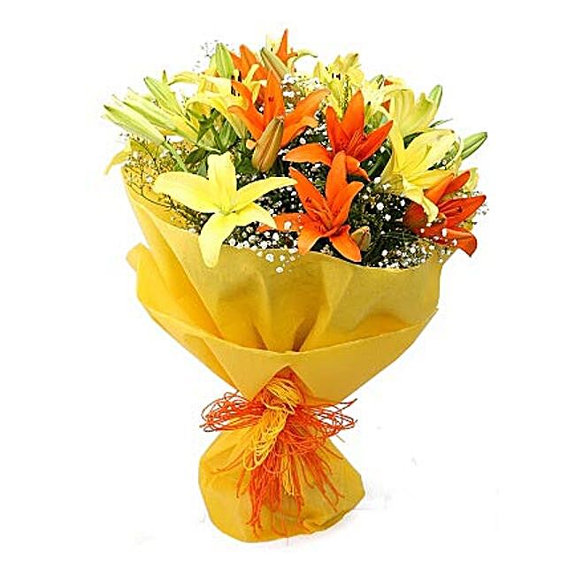 Vibrant Lilies Bouquet Gift Color Me Up Bunch Of 8 Yellow And Vibrant Lilies Bouquet